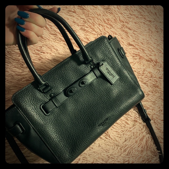 Coach Purse - Picture 1 of 3